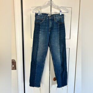 Tommy Hilfiger - Izzy High Rise Slim Crop Jeans - Size 26/32